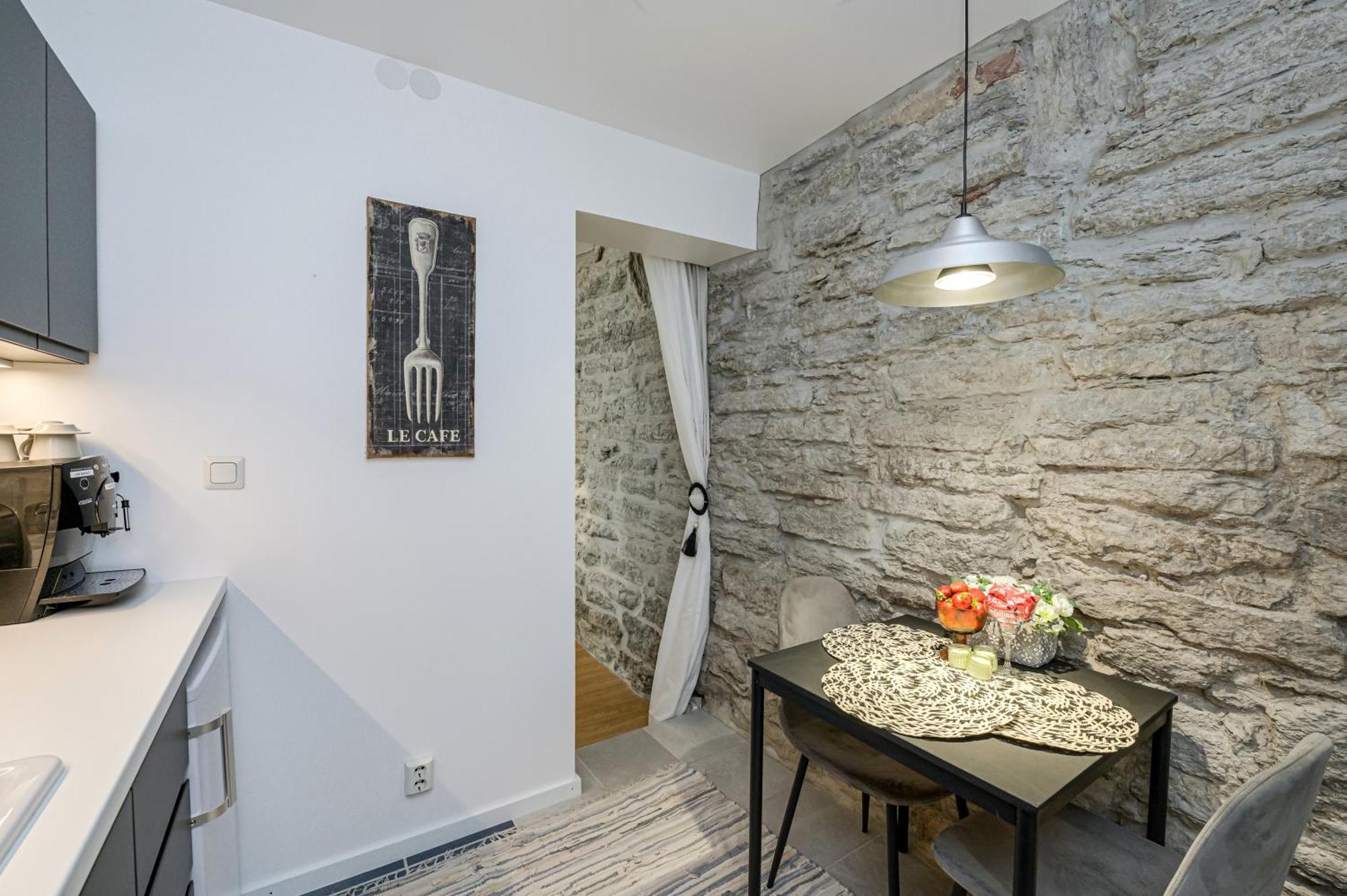 Tallinn Old Town Romantic Apartment Экстерьер фото