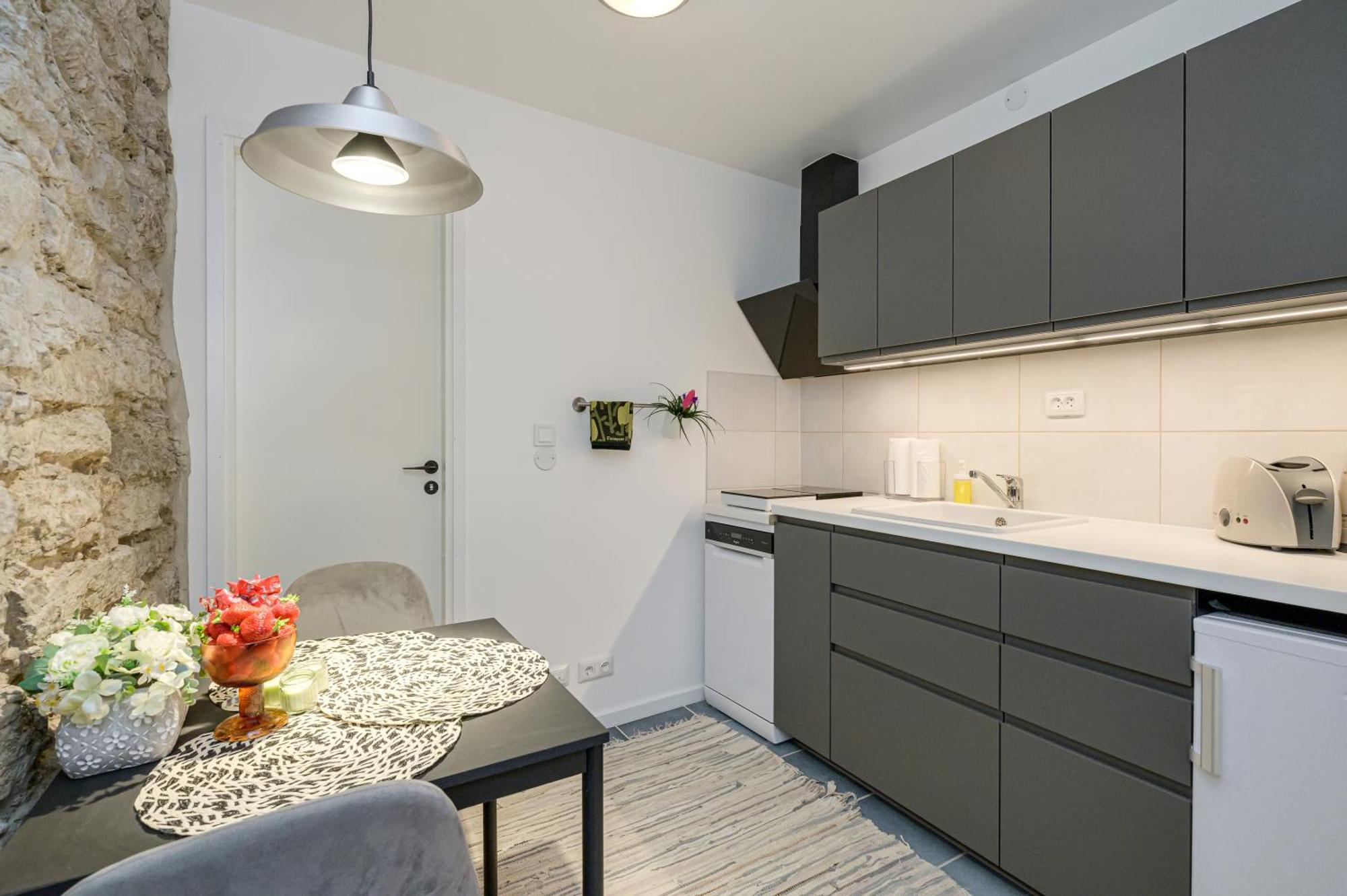 Tallinn Old Town Romantic Apartment Экстерьер фото